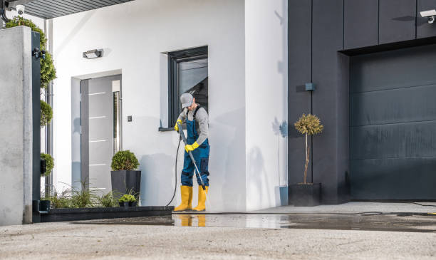 Best Pool Deck Cleaning  in Verandah, FL